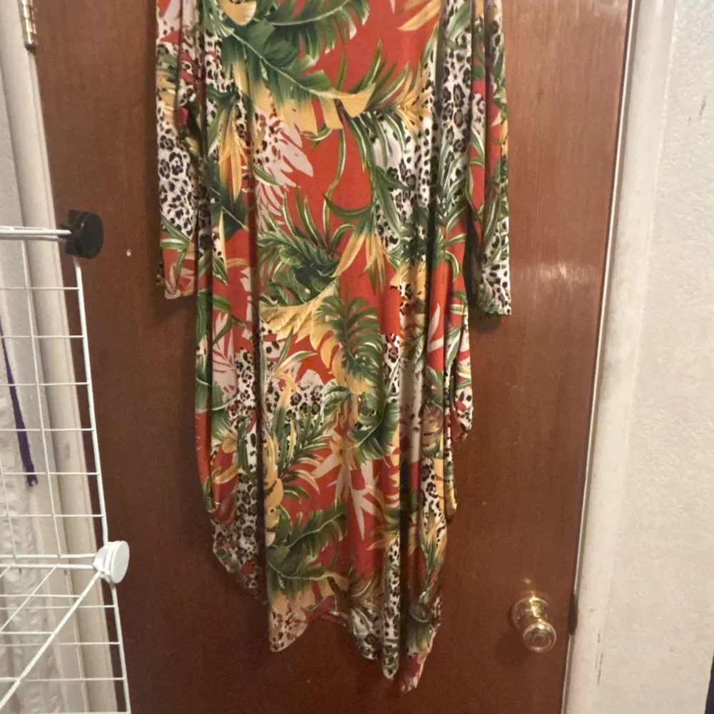 Tropical Print Maxi Dress - Picture 8 of 16